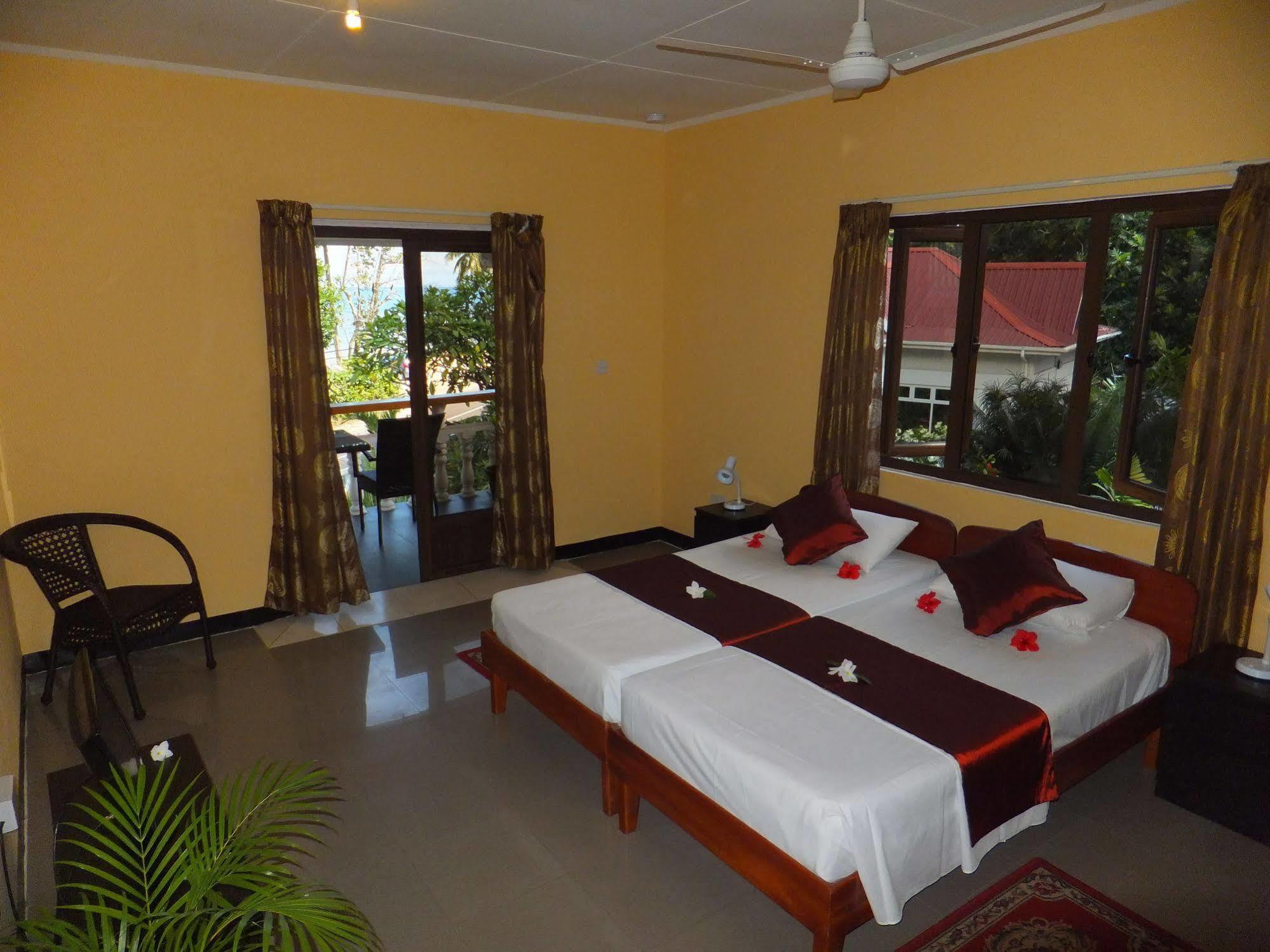 Georgina'S Cottage Beau Vallon  Exterior foto